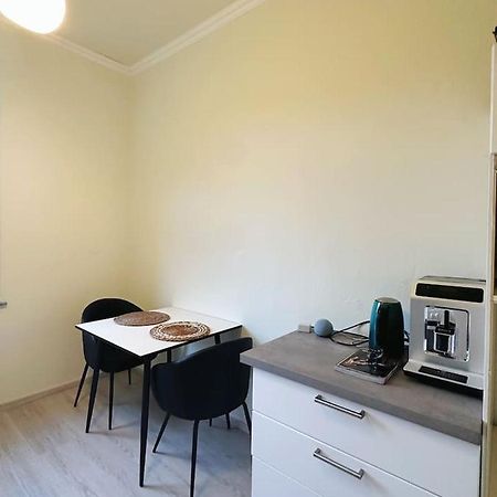 2 Schlafzimmer Waschenspuelmaschine Duisburg Exterior foto